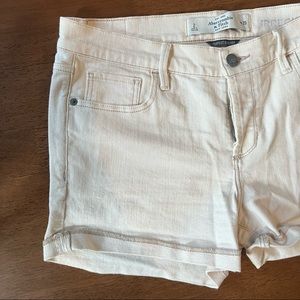 Abercrombie & Fitch Cream White Ivory Shorts